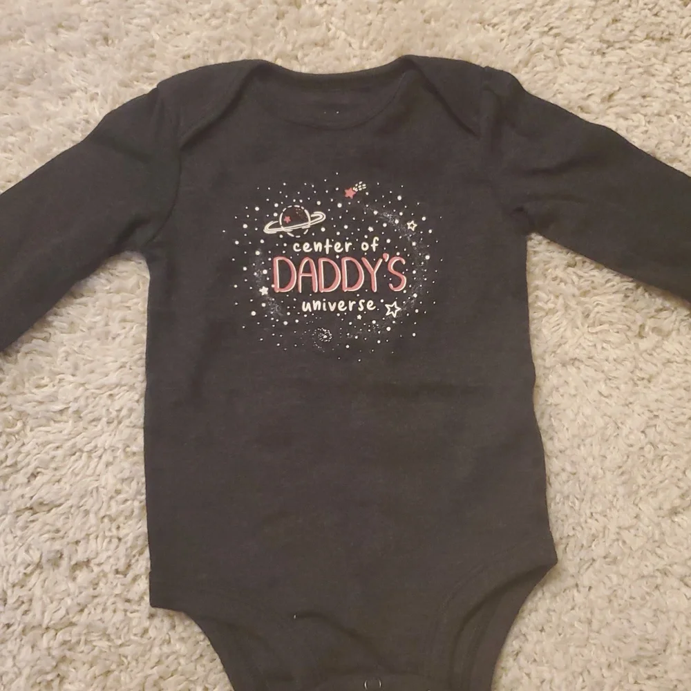 05 For $25 Carter's Center Of Daddy's Universe Gray Baby One Piece Size 9 Months